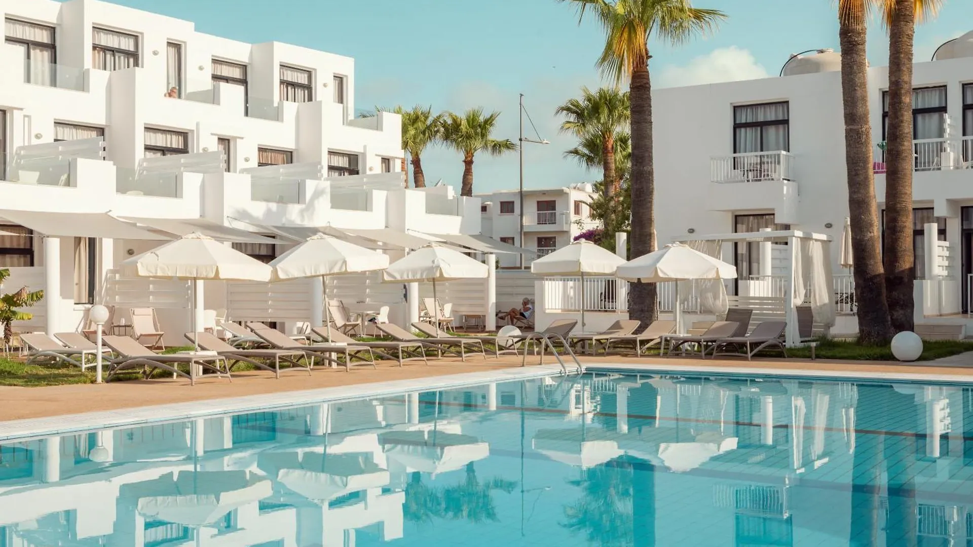 Lantiana Napa Aparthotel Ayia Napa